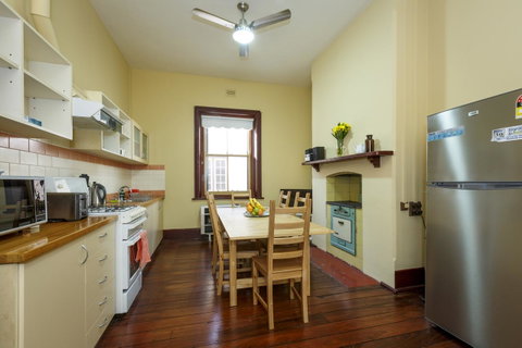Fremantle Colonial Cottages - Accommodation Perth 1