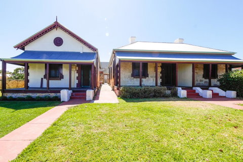 Fremantle Colonial Cottages - Accommodation Perth 0