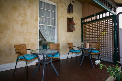 Danum House - Accommodation Perth 17