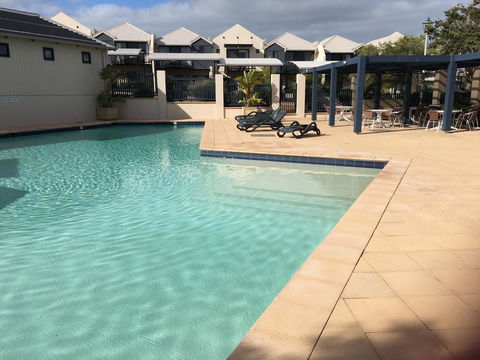 Zephyr Studio - Perth Resorts 34