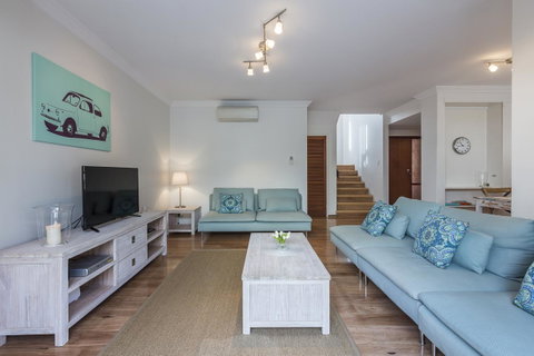 Cottesloe Sea Salt Abode - Executive Escapes - Accommodation Perth 2