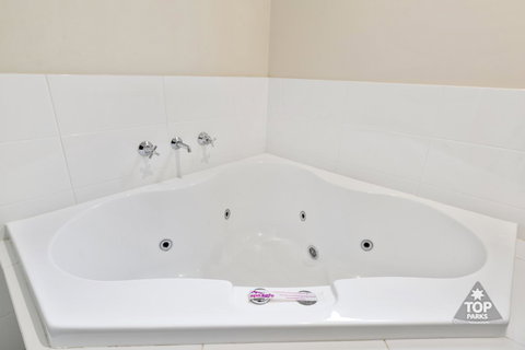 Jurien Bay Tourist Park - Accommodation Perth 1