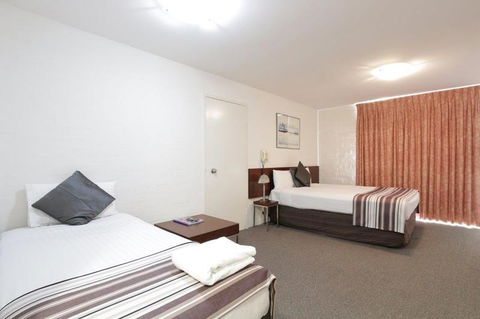 Atrium Hotel Mandurah - Accommodation Perth 1