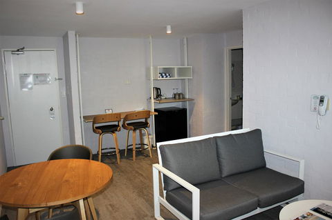 Atrium Hotel Mandurah - Accommodation Perth 12