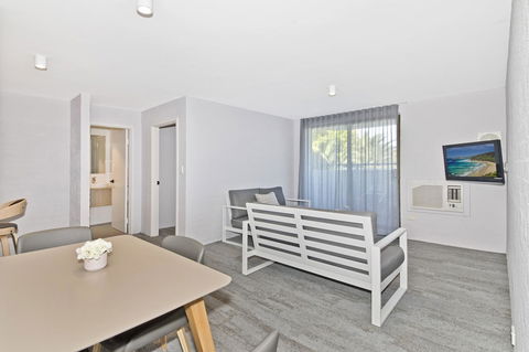 Atrium Hotel Mandurah - Accommodation Perth 25
