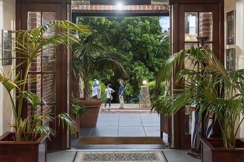 Caves House Hotel & Apartments Yallingup - Accommodation Perth 9