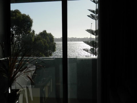 Riverside - Accommodation Perth 17