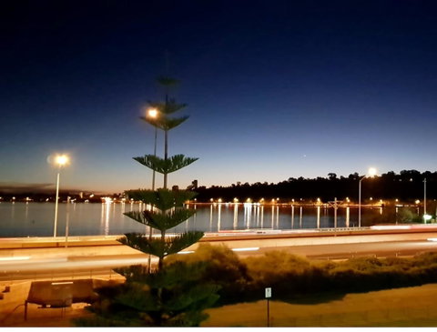 Riverside - Accommodation Perth 2
