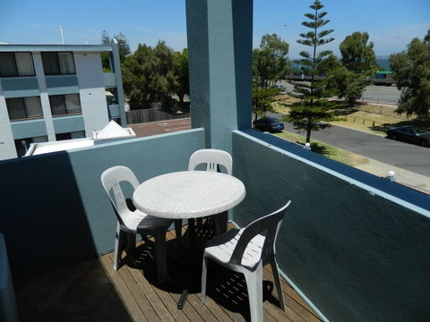 Riverside - Accommodation Perth 5