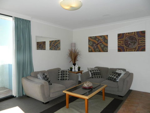 Riverside - Accommodation Perth 11