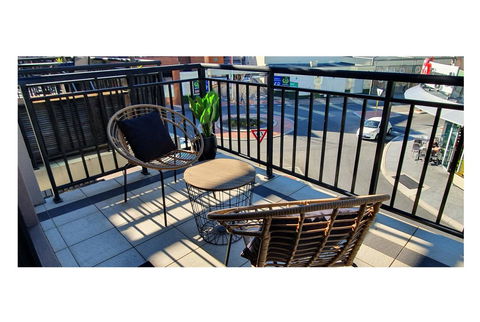 Stylish 1BDR Unit In The Heart Of Subiaco - Accommodation Perth 10