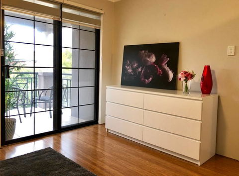 Highgate Modern Home (4 Mins To Perth City) - Perth Resorts 16