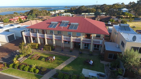 Baywatch Retreat Augusta - Accommodation Perth 1