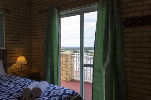 Baywatch Retreat Augusta - Accommodation Perth 7