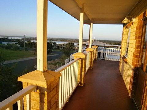 Baywatch Retreat Augusta - Accommodation Perth 26