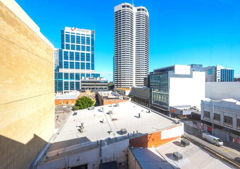 Perth West End Apartment 406 - Executive Escapes - Accommodation Perth 1