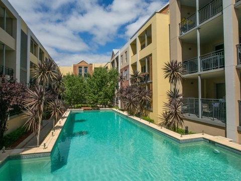 Arcus Apartment - Accommodation Perth 0