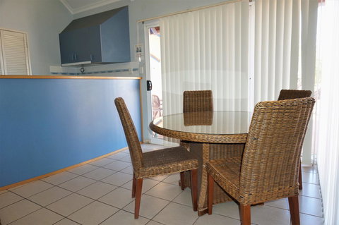 Osprey Holiday Village Unit 122 2 Bedroom - Accommodation Perth 4