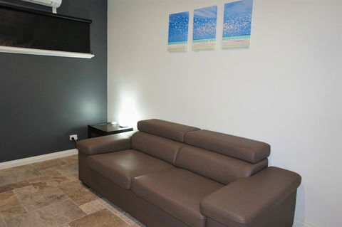 27 Corella Court - Accommodation Perth 18