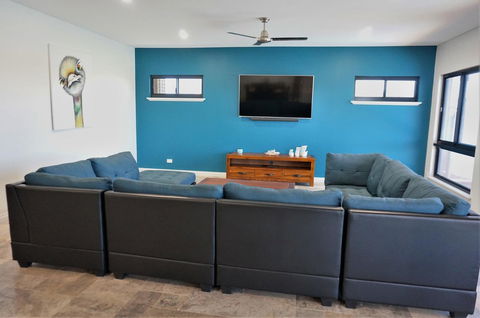 27 Corella Court - Accommodation Perth 6