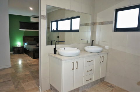 27 Corella Court - Accommodation Perth 21