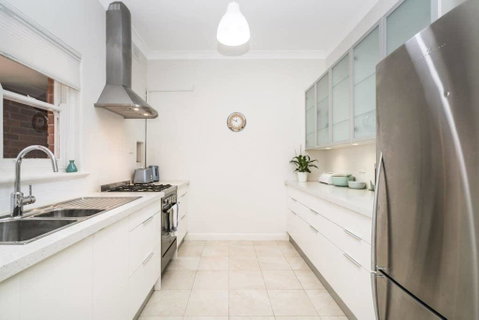 Light Bright, Quality River Views! Free Parking - Accommodation Perth 33