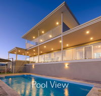 32 Corella Court - Private Jetty and Pool - Accommodation Perth