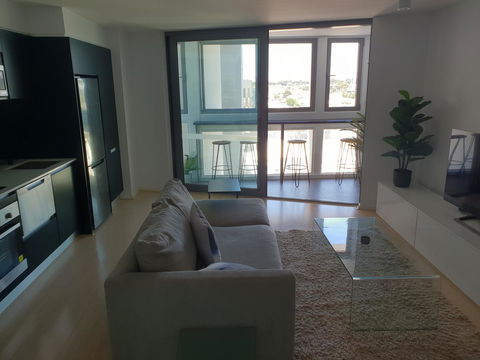 Modern Northbridge Apartment - Accommodation Perth 3