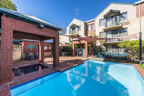 Subiaco Village - 34 - Accommodation Perth 15