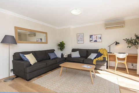 Subiaco Village - 34 - Accommodation Perth 1