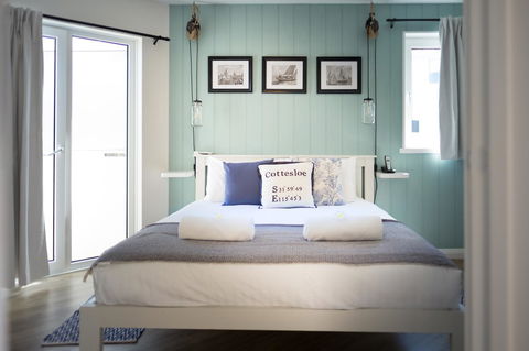 Cottesloe Blue Apartment - Executive Escapes - Accommodation Perth 2
