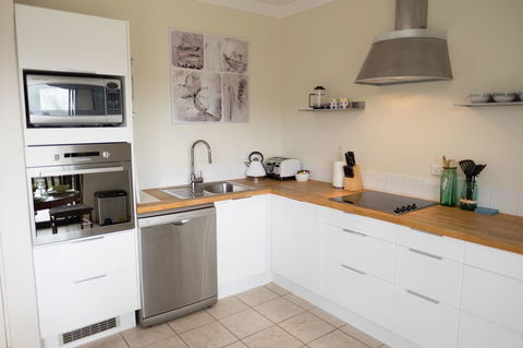 Cottesloe Sea Bliss Apartment - Accommodation Perth 3