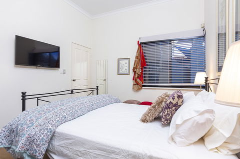 Como Executive Apartment - Accommodation Perth 7