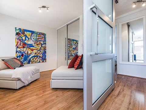 South Perth Deluxe Apartment - Accommodation Perth 8