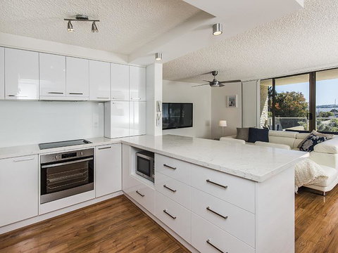 South Perth Deluxe Apartment - Accommodation Perth 4