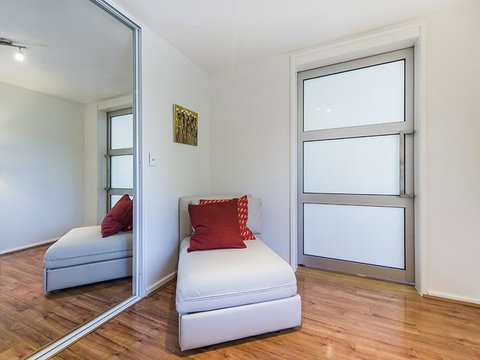 South Perth Deluxe Apartment - Accommodation Perth 25