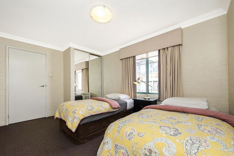 Subiaco Village 18 - Accommodation Perth 9