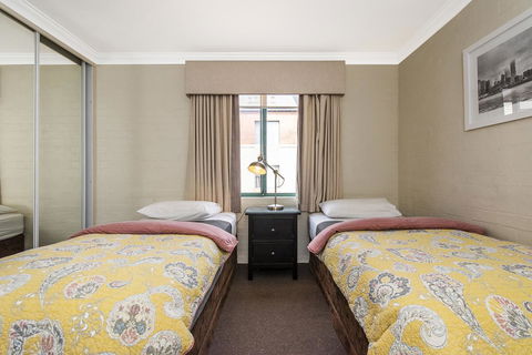 Subiaco Village 18 - Accommodation Perth 12