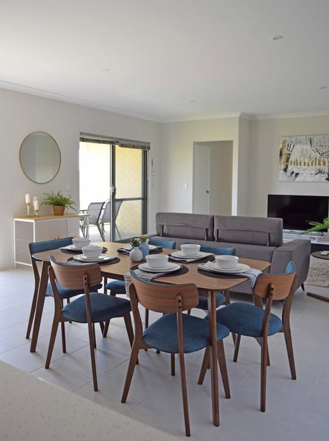 The Kingsleyâ€™s Place â€“ Piara Waters - Accommodation Perth 1