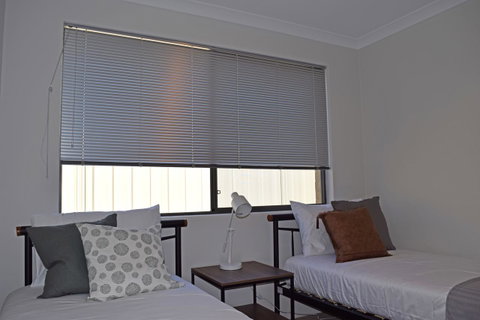 The Kingsleyâ€™s Place â€“ Piara Waters - Accommodation Perth 8