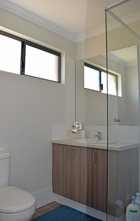 The Kingsleyâ€™s Place â€“ Piara Waters - Accommodation Perth 10