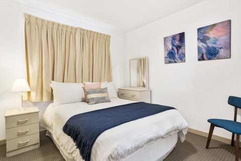 South Perth Executive Apartment - Accommodation Perth 6