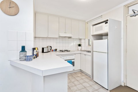 South Perth Executive Apartment - Accommodation Perth 4