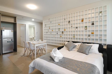 Boutique Carousel Apartment - Accommodation Perth 2
