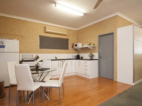 Garden Studio - Accommodation Perth 2