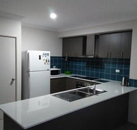 Near Train Station - Accommodation Perth