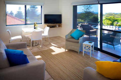 Cottesloe Marine Apartment - Executive Escapes - Accommodation Perth 4