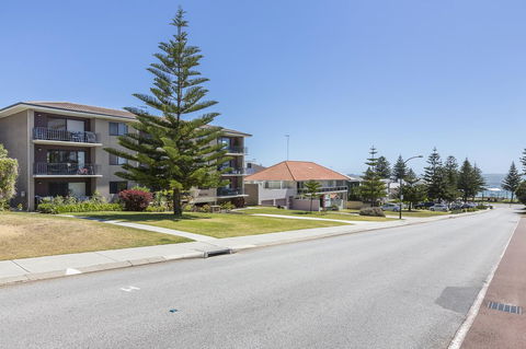 Cottesloe Marine Apartment - Executive Escapes - Accommodation Perth 17
