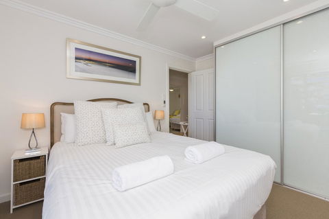 Cottesloe Beach Pines Apartment - Accommodation Perth 4