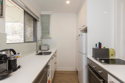 Cottesloe Beach Pines Apartment - Accommodation Perth 2